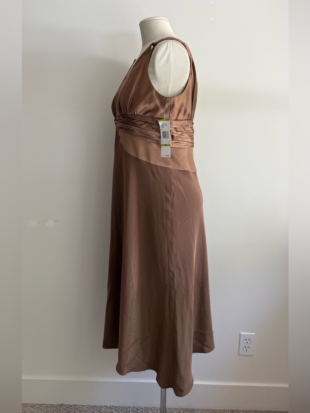Anne Klein Chocolate Brown V-Neck Midi Dress - Picture 4 of 11